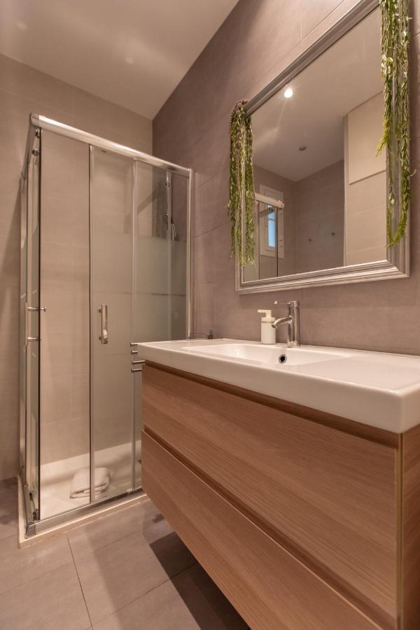 Pere Serafi 2 Bedroom Apartment Barcelona Ngoại thất bức ảnh